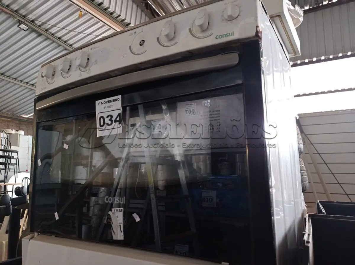 LOTE 034 - 02 FOGÕES A GÁS MARCAS E MODELOS DIVERSOS PARA RETIRADA DE PEÇAS. (NO ESTADO) ATENÇÃO! FAZER A VISITAÇÃO ANTES DE ARREMATAR, NÃO SABEMOS SE FUNCIONA. LEILÃO NÃO TEM GARANTIA E NEM DEVOLUÇÃO, SUJEITO A POSSÍVEIS AVARIAS VISÍVEIS/OCULTAS E/OU AUSÊNCIA DE COMPONENTES.
