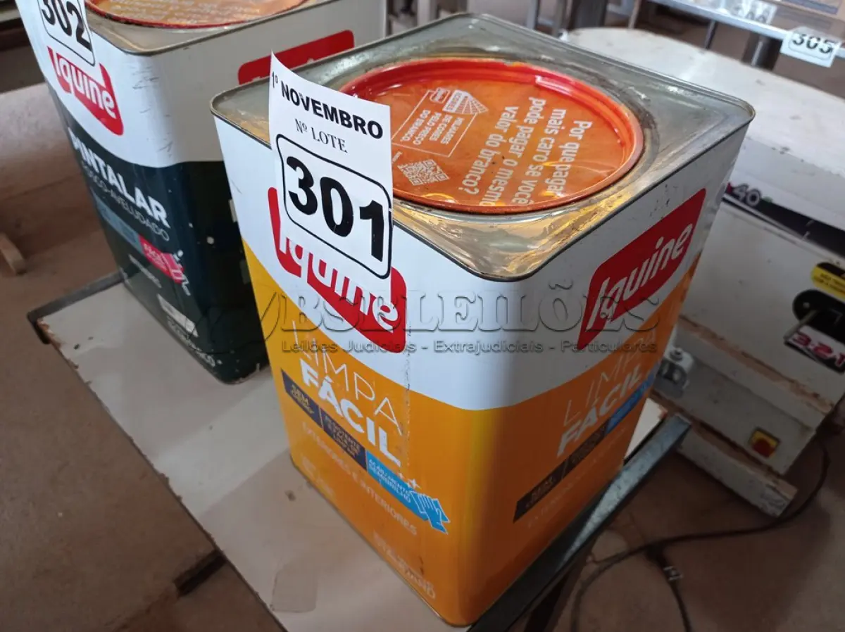 LOTE 301 - 01 LATA DE TINTA IQUINE INTERIORES/EXTERIORES DELANIL RENDE MUITO FOSCO BASE. (NO ESTADO) ATENÇÃO! FAZER A VISITAÇÃO ANTES DE ARREMATAR, NÃO SABEMOS SE FUNCIONA. LEILÃO NÃO TEM GARANTIA E NEM DEVOLUÇÃO, SUJEITO A POSSÍVEIS AVARIAS VISÍVEIS/OCULTAS E/OU AUSÊNCIA DE COMPONENTES.