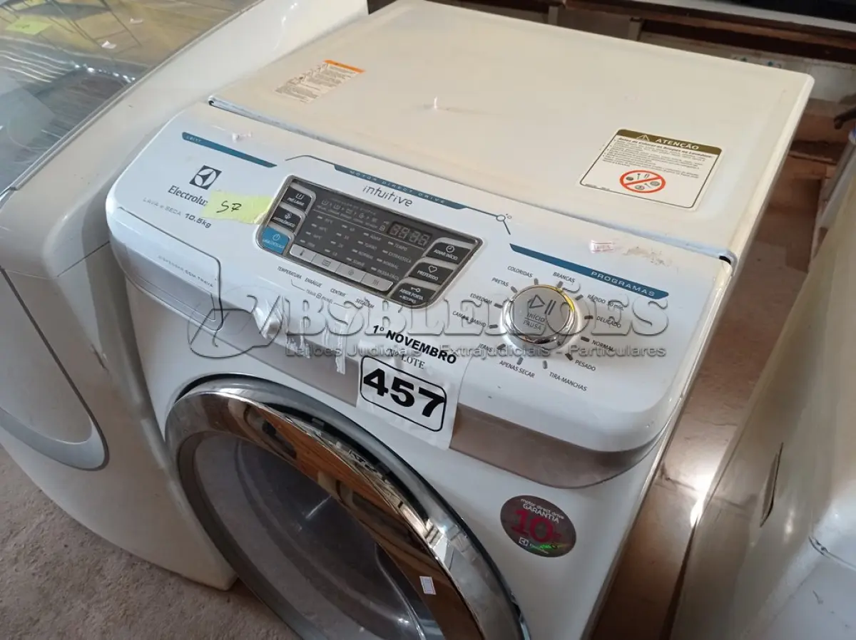 LOTE 457 - 01 LAVA SECA MARCA ELECTROLUX 10.5KG 220V. (NO ESTADO) ATENÇÃO! FAZER A VISITAÇÃO ANTES DE ARREMATAR, NÃO SABEMOS SE FUNCIONA. LEILÃO NÃO TEM GARANTIA E NEM DEVOLUÇÃO, SUJEITO A POSSÍVEIS AVARIAS VISÍVEIS/OCULTAS E/OU AUSÊNCIA DE COMPONENTES.