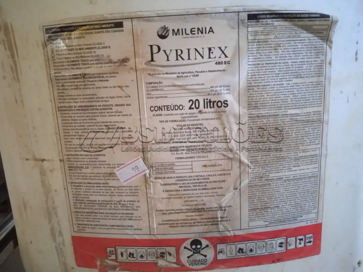 LOTE 305 - 20 LITROS DE PRAGUICIDA. (NO ESTADO) ATENÇÃO! FAZER A VISITAÇÃO ANTES DE ARREMATAR, NÃO SABEMOS SE FUNCIONA. LEILÃO NÃO TEM GARANTIA E NEM DEVOLUÇÃO, SUJEITO A POSSÍVEIS AVARIAS VISÍVEIS/OCULTAS E/OU AUSÊNCIA DE COMPONENTES.