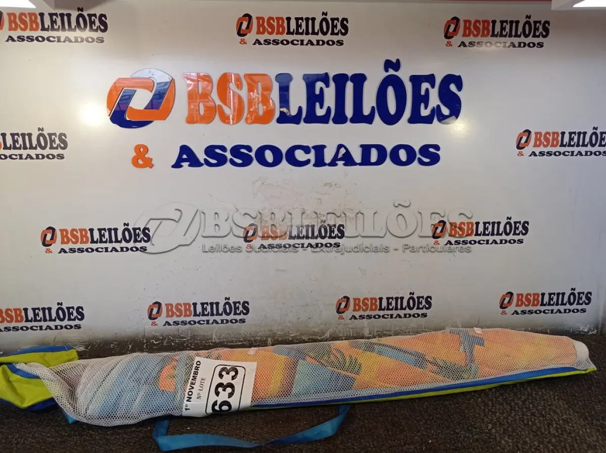 LOTE 633 - 01 GUARDA SOL. (NO ESTADO) ATENÇÃO! FAZER A VISITAÇÃO ANTES DE ARREMATAR, NÃO SABEMOS SE FUNCIONA. LEILÃO NÃO TEM GARANTIA E NEM DEVOLUÇÃO, SUJEITO A POSSÍVEIS AVARIAS VISÍVEIS/OCULTAS E/OU AUSÊNCIA DE COMPONENTES.