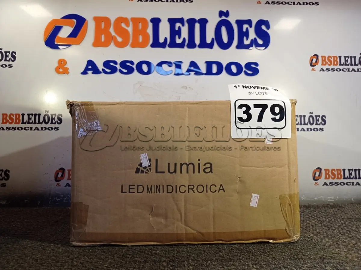 LOTE 379 - 01 LOTE COM APROXIMADAMENTE 80 LÂMPADAS DICROICA 1W 220V. (NO ESTADO) ATENÇÃO! FAZER A VISITAÇÃO ANTES DE ARREMATAR, NÃO SABEMOS SE FUNCIONA. LEILÃO NÃO TEM GARANTIA E NEM DEVOLUÇÃO, SUJEITO A POSSÍVEIS AVARIAS VISÍVEIS/OCULTAS E/OU AUSÊNCIA DE COMPONENTES.