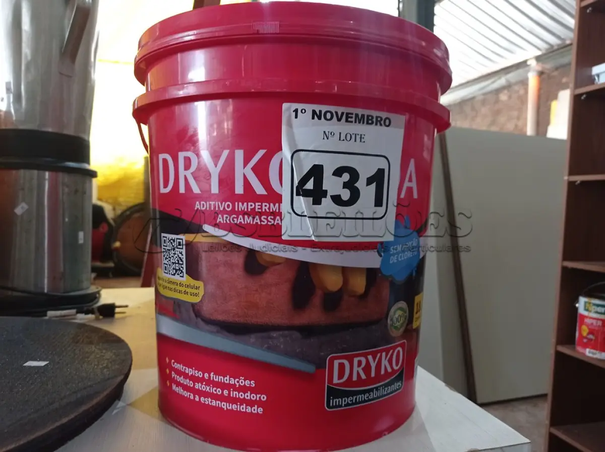 LOTE 431 - 01 BALDE DE DRYKOVEDA, ADITIVO IMPERMEABILIZANTE PARA ARGAMASSA E CONCRETO 18L. (NO ESTADO) ATENÇÃO! FAZER A VISITAÇÃO ANTES DE ARREMATAR, NÃO SABEMOS SE FUNCIONA. LEILÃO NÃO TEM GARANTIA E NEM DEVOLUÇÃO, SUJEITO A POSSÍVEIS AVARIAS VISÍVEIS/OCULTAS E/OU AUSÊNCIA DE COMPONENTES.