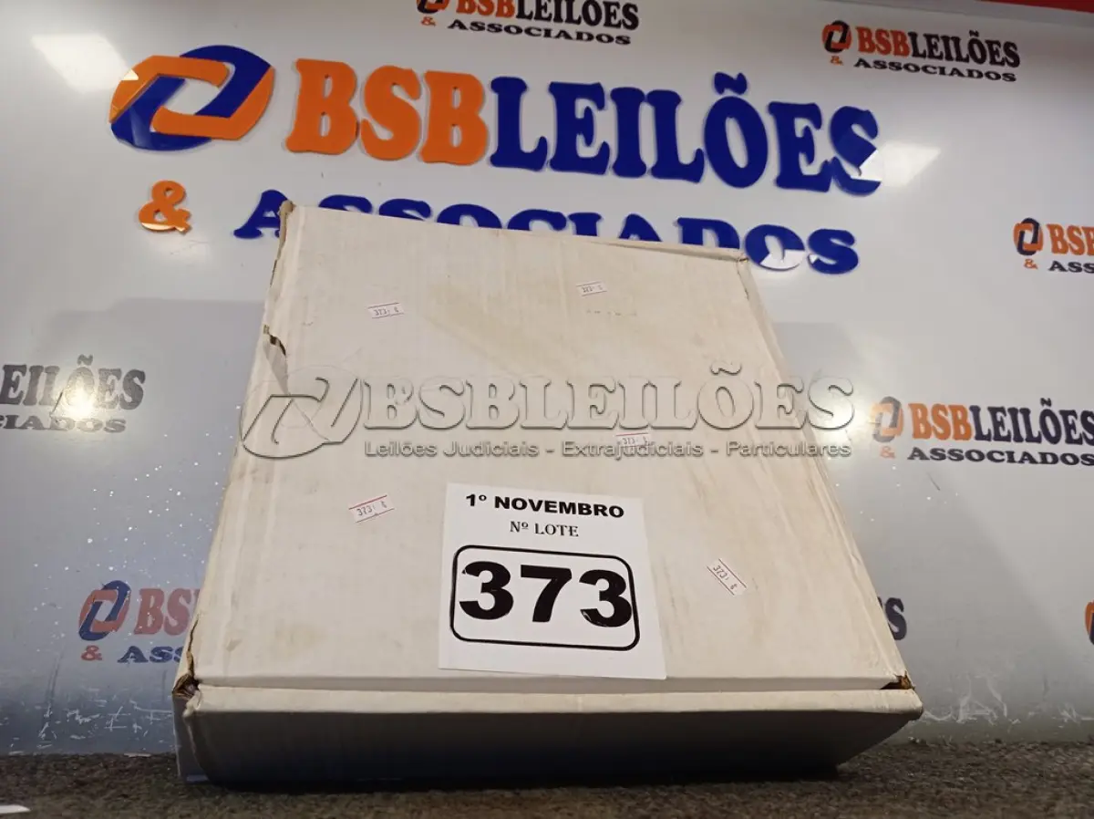 LOTE 373 - 02 RELÓGIOS DE PONTO. (NO ESTADO) ATENÇÃO! FAZER A VISITAÇÃO ANTES DE ARREMATAR, NÃO SABEMOS SE FUNCIONA. LEILÃO NÃO TEM GARANTIA E NEM DEVOLUÇÃO, SUJEITO A POSSÍVEIS AVARIAS VISÍVEIS/OCULTAS E/OU AUSÊNCIA DE COMPONENTES.