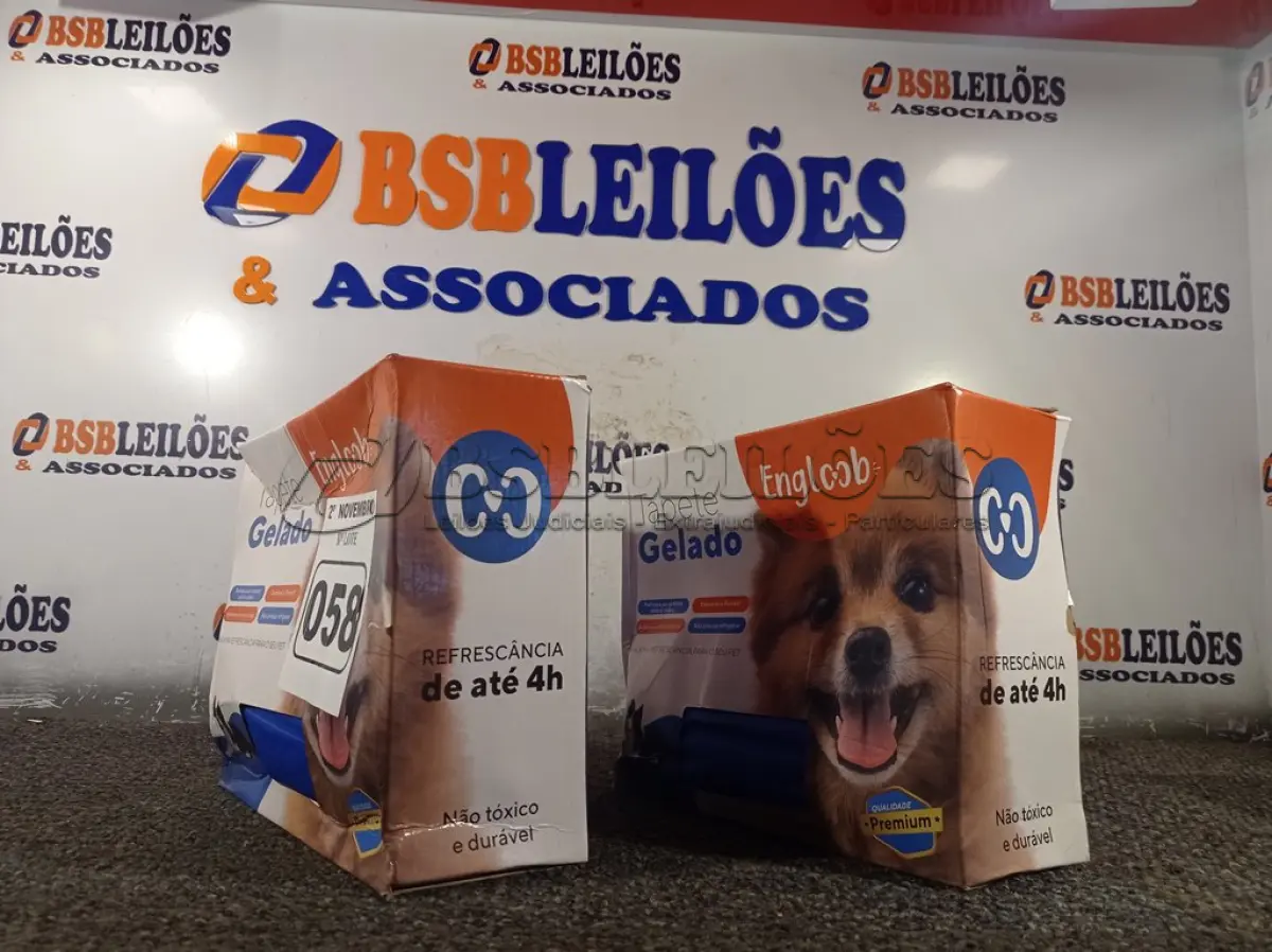 LOTE 058 - 02 TAPETES GELADOS. (NO ESTADO) ATENÇÃO! FAZER A VISITAÇÃO ANTES DE ARREMATAR, NÃO SABEMOS SE FUNCIONA. LEILÃO NÃO TEM GARANTIA E NEM DEVOLUÇÃO, SUJEITO A POSSÍVEIS AVARIAS VISÍVEIS/OCULTAS E/OU AUSÊNCIA DE COMPONENTES.
