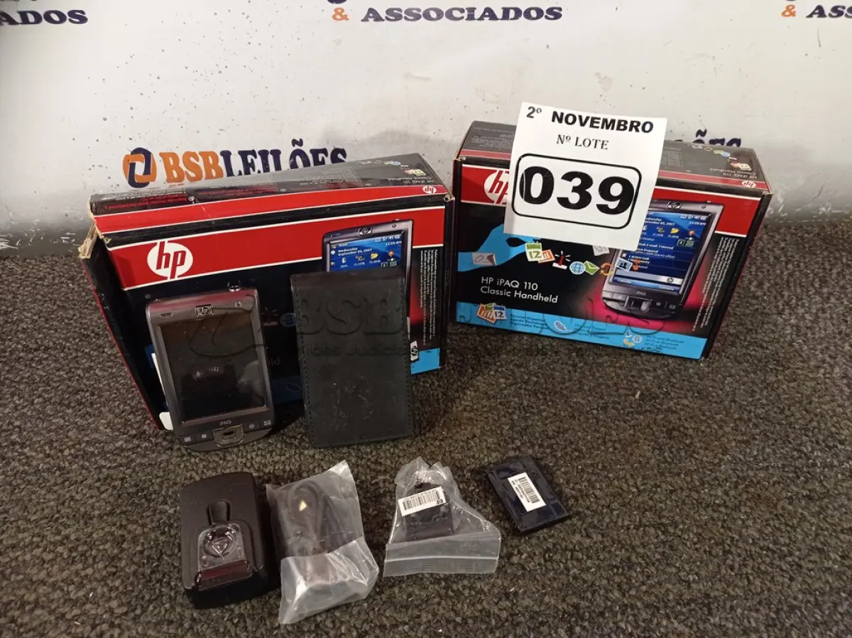 LOTE 039 - 02 HP IPAQ MODELOS 110/111. (NO ESTADO) ATENÇÃO! FAZER A VISITAÇÃO ANTES DE ARREMATAR, NÃO SABEMOS SE FUNCIONA. LEILÃO NÃO TEM GARANTIA E NEM DEVOLUÇÃO, SUJEITO A POSSÍVEIS AVARIAS VISÍVEIS/OCULTAS E/OU AUSÊNCIA DE COMPONENTES.