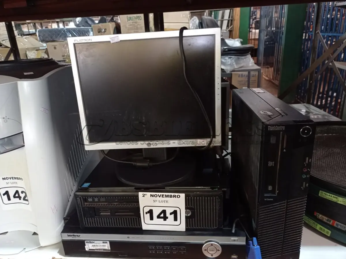 LOTE 141 - 02 CPU’S, 01 DVR E 03 MONITORES MARCAS E MODELOS DIVERSOS. (NO ESTADO) ATENÇÃO! FAZER A VISITAÇÃO ANTES DE ARREMATAR, NÃO SABEMOS SE FUNCIONA. LEILÃO NÃO TEM GARANTIA E NEM DEVOLUÇÃO, SUJEITO A POSSÍVEIS AVARIAS VISÍVEIS/OCULTAS E/OU AUSÊNCIA DE COMPONENTES.