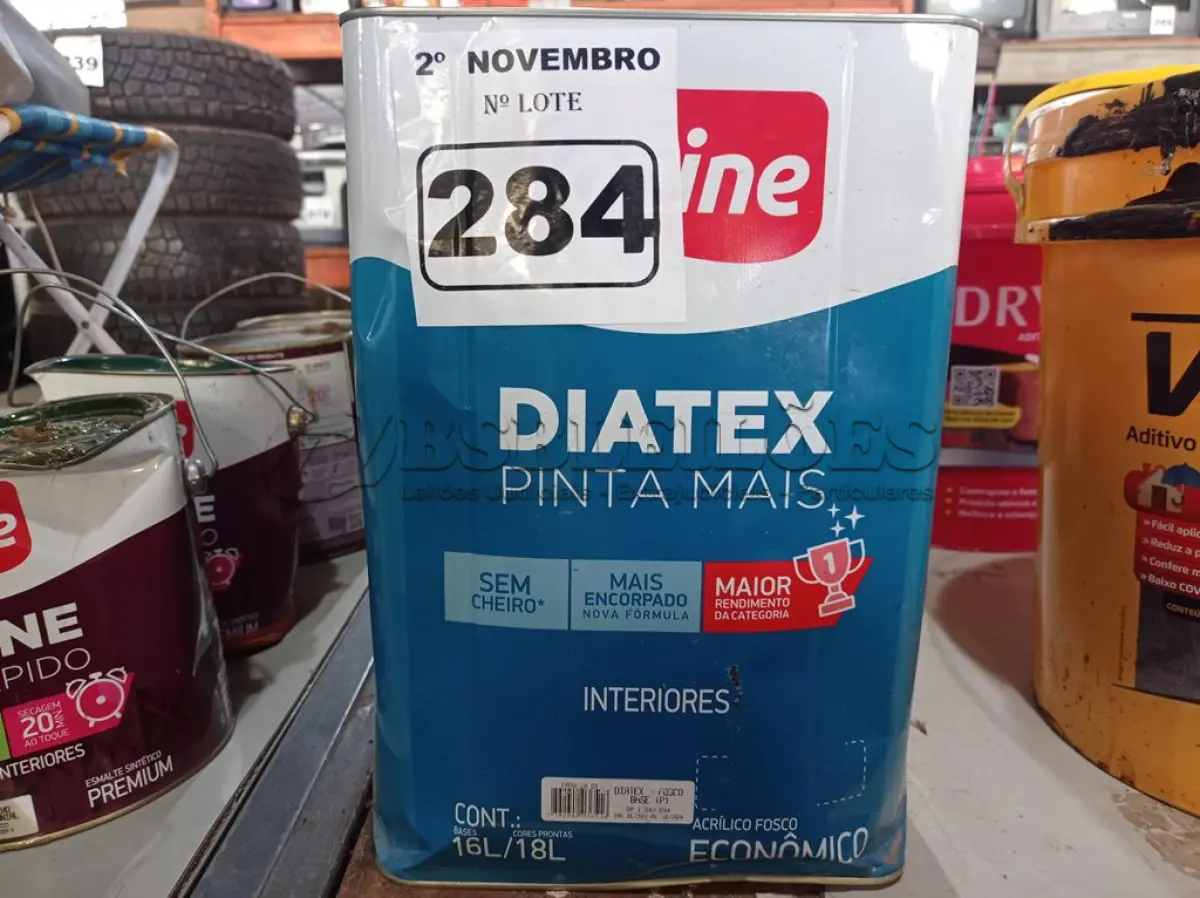 LOTE 284 - 01 LATA DE TINTA IQUINE DIATEX PINTA MAIS FOSCO BASE “P” 18L. (NO ESTADO) ATENÇÃO! FAZER A VISITAÇÃO ANTES DE ARREMATAR, NÃO SABEMOS SE FUNCIONA. LEILÃO NÃO TEM GARANTIA E NEM DEVOLUÇÃO, SUJEITO A POSSÍVEIS AVARIAS VISÍVEIS/OCULTAS E/OU AUSÊNCIA DE COMPONENTES.