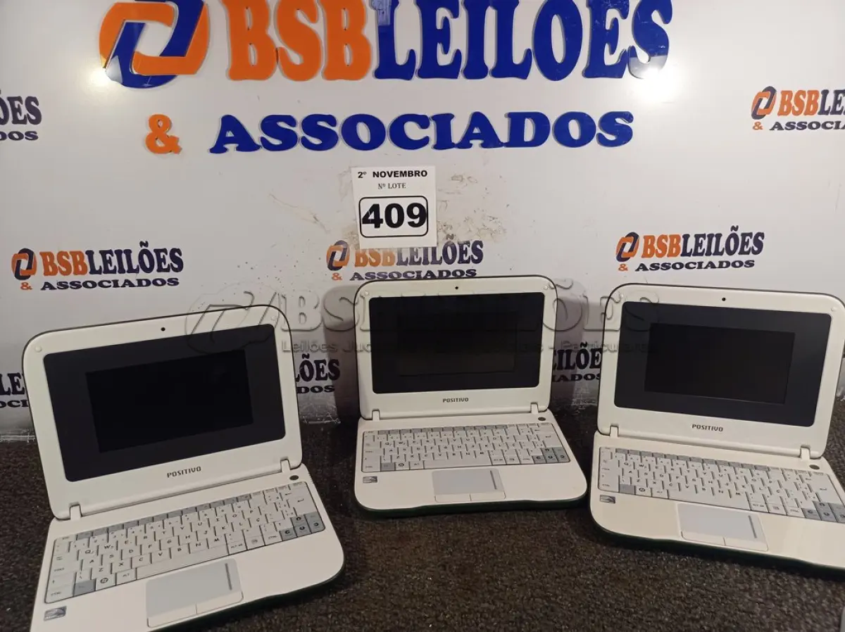 LOTE 409 - 03 NETBOOK’S MARCA POSITIVO. (NO ESTADO) ATENÇÃO! FAZER A VISITAÇÃO ANTES DE ARREMATAR, NÃO SABEMOS SE FUNCIONA. LEILÃO NÃO TEM GARANTIA E NEM DEVOLUÇÃO, SUJEITO A POSSÍVEIS AVARIAS VISÍVEIS/OCULTAS E/OU AUSÊNCIA DE COMPONENTES.