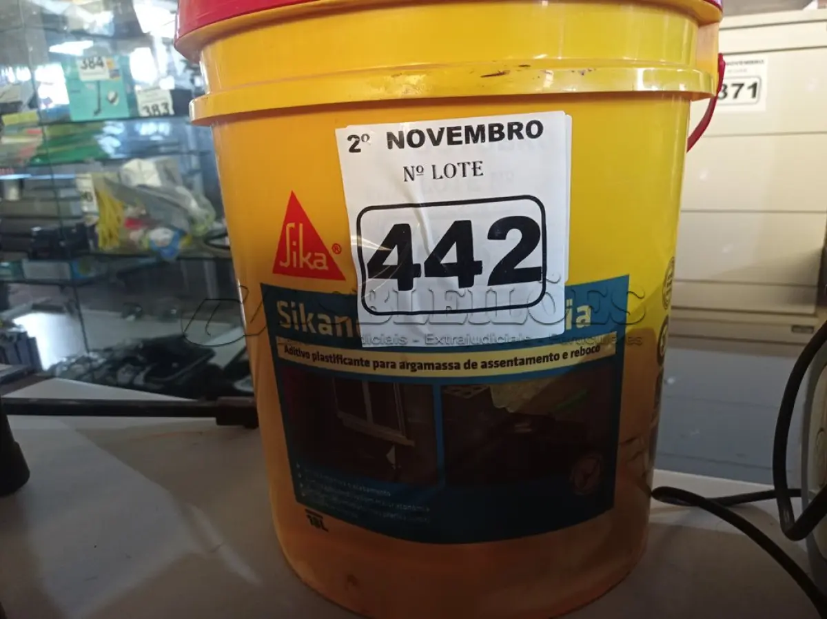 LOTE 442 - 01 BALDE DE SIKANOL ALVENARIA, ADITIVO PLASTIFICANTE PARA ARGAMASSA DE ASSENTAMENTO E REBOCO. (NO ESTADO) ATENÇÃO! FAZER A VISITAÇÃO ANTES DE ARREMATAR, NÃO SABEMOS SE FUNCIONA. LEILÃO NÃO TEM GARANTIA E NEM DEVOLUÇÃO, SUJEITO A POSSÍVEIS AVARIAS VISÍVEIS/OCULTAS E/OU AUSÊNCIA DE COMPONENTES.