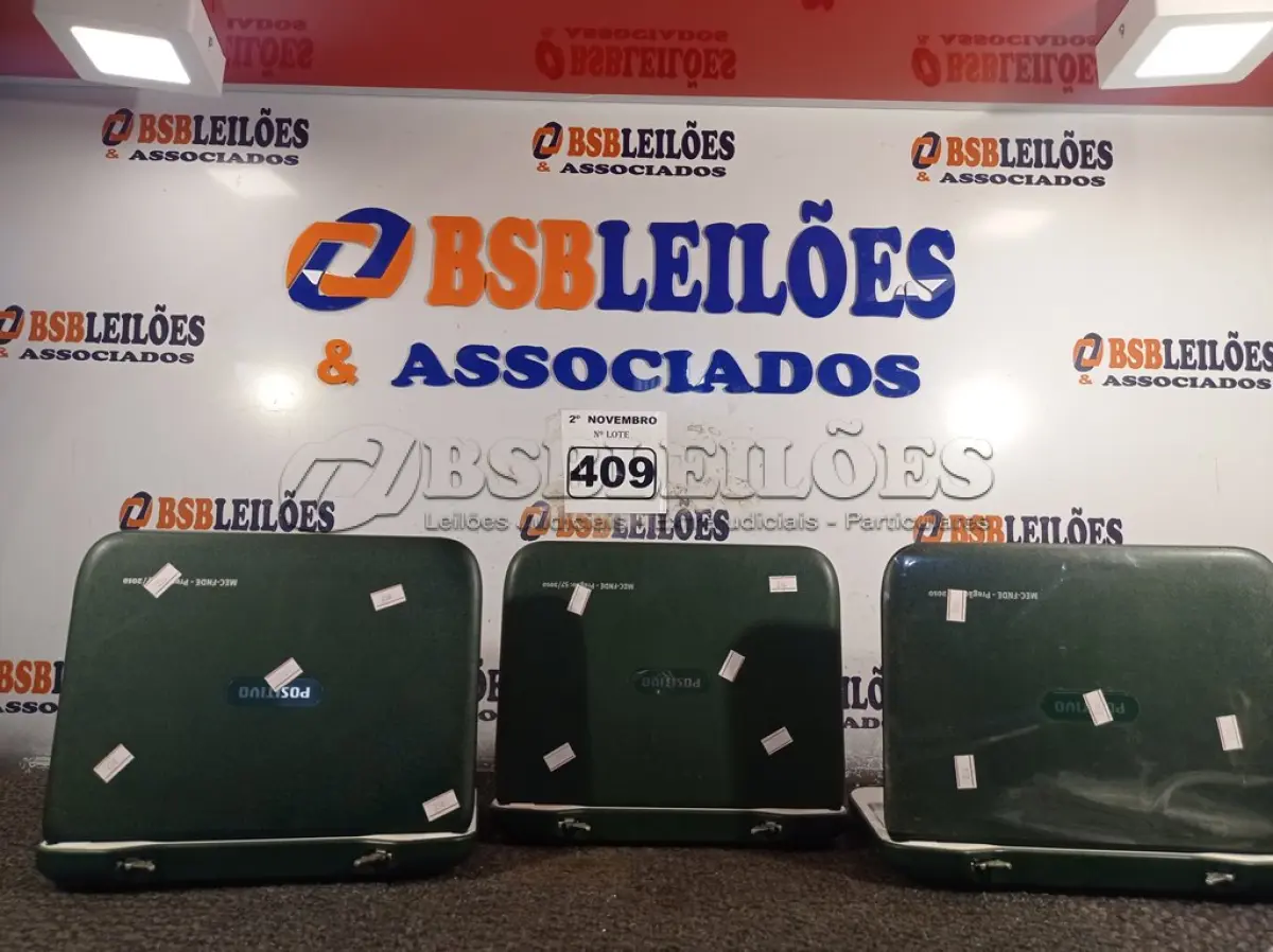 LOTE 409 - 03 NETBOOK’S MARCA POSITIVO. (NO ESTADO) ATENÇÃO! FAZER A VISITAÇÃO ANTES DE ARREMATAR, NÃO SABEMOS SE FUNCIONA. LEILÃO NÃO TEM GARANTIA E NEM DEVOLUÇÃO, SUJEITO A POSSÍVEIS AVARIAS VISÍVEIS/OCULTAS E/OU AUSÊNCIA DE COMPONENTES.