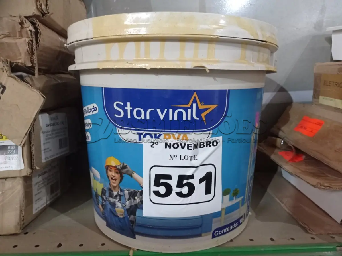 LOTE 551 - 01 BALDE DE MASSA ACRÍLICA STAR VINIL TOK PVA 25KG. (NO ESTADO) ATENÇÃO! FAZER A VISITAÇÃO ANTES DE ARREMATAR, NÃO SABEMOS SE FUNCIONA. LEILÃO NÃO TEM GARANTIA E NEM DEVOLUÇÃO, SUJEITO A POSSÍVEIS AVARIAS VISÍVEIS/OCULTAS E/OU AUSÊNCIA DE COMPONENTES.