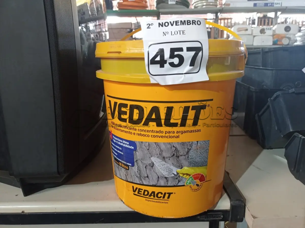 LOTE 457 - 01 BALDE DE VEDALIT, ADITIVO PLASTIFICANTE CONCENTRADO PARA ARGAMASSA DE ASSENTAMENTO E REBOCO CONVENCIONAL. (NO ESTADO) ATENÇÃO! FAZER A VISITAÇÃO ANTES DE ARREMATAR, NÃO SABEMOS SE FUNCIONA. LEILÃO NÃO TEM GARANTIA E NEM DEVOLUÇÃO, SUJEITO A POSSÍVEIS AVARIAS VISÍVEIS/OCULTAS E/OU AUSÊNCIA DE COMPONENTES.