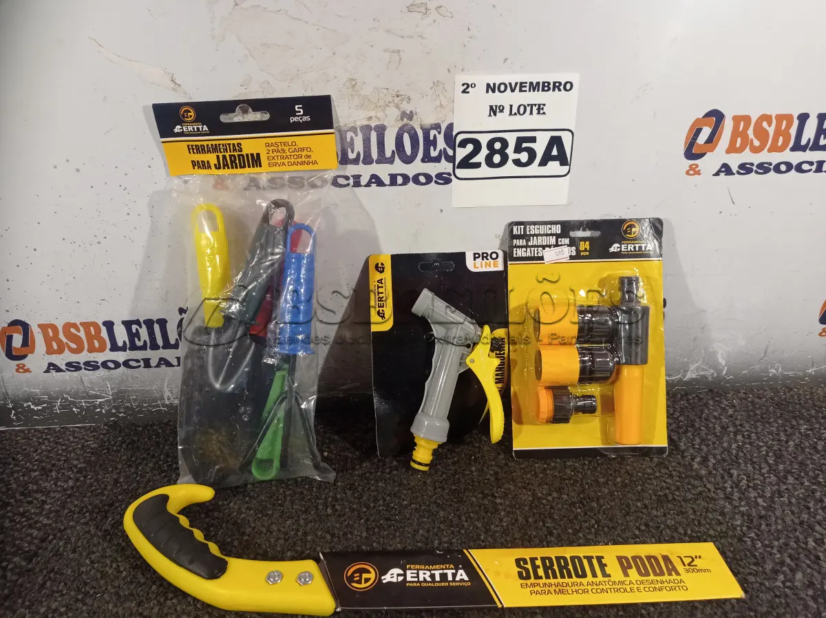 LOTE 285 - 01 KIT PARA JARDINAGEM. (NO ESTADO) ATENÇÃO! FAZER A VISITAÇÃO ANTES DE ARREMATAR, NÃO SABEMOS SE FUNCIONA. LEILÃO NÃO TEM GARANTIA E NEM DEVOLUÇÃO, SUJEITO A POSSÍVEIS AVARIAS VISÍVEIS/OCULTAS E/OU AUSÊNCIA DE COMPONENTES.