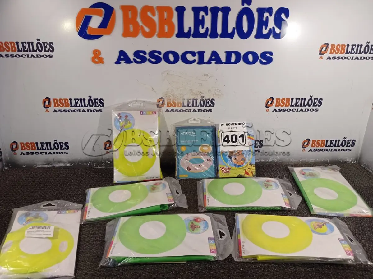 LOTE 401 - 01 LOTE COM VÁRIAS BOIAS INFANTIS. (NO ESTADO) ATENÇÃO! FAZER A VISITAÇÃO ANTES DE ARREMATAR, NÃO SABEMOS SE FUNCIONA. LEILÃO NÃO TEM GARANTIA E NEM DEVOLUÇÃO, SUJEITO A POSSÍVEIS AVARIAS VISÍVEIS/OCULTAS E/OU AUSÊNCIA DE COMPONENTES.