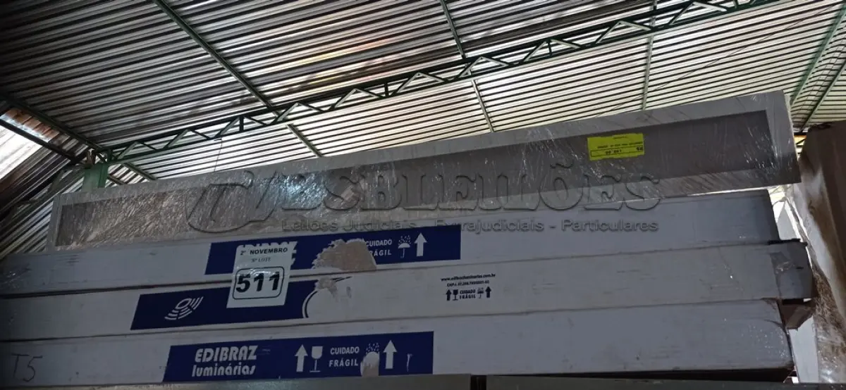 LOTE 511 - 04 LUMINÁRIAS DE EMBUTIR 7808 2X32/40 MARCAS EDIBRAZ. (NO ESTADO) ATENÇÃO! FAZER A VISITAÇÃO ANTES DE ARREMATAR, NÃO SABEMOS SE FUNCIONA. LEILÃO NÃO TEM GARANTIA E NEM DEVOLUÇÃO, SUJEITO A POSSÍVEIS AVARIAS VISÍVEIS/OCULTAS E/OU AUSÊNCIA DE COMPONENTES.