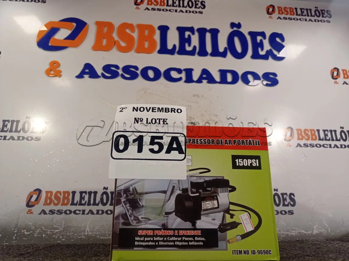 LOTE 015 - 01 COMPRESSOR DE AR PORTÁTIL 12V, 150PSI. (NO ESTADO) ATENÇÃO! FAZER A VISITAÇÃO ANTES DE ARREMATAR, NÃO SABEMOS SE FUNCIONA. LEILÃO NÃO TEM GARANTIA E NEM DEVOLUÇÃO, SUJEITO A POSSÍVEIS AVARIAS VISÍVEIS/OCULTAS E/OU AUSÊNCIA DE COMPONENTES.