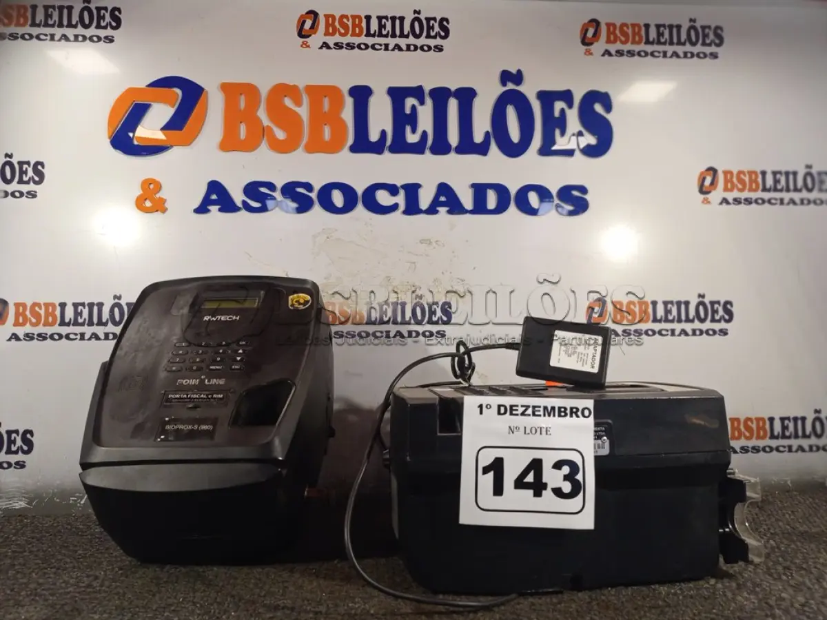 LOTE 143 - 02 RELÓGIOS DE PONTO MARCAS E MODELOS DIVERSOS. (NO ESTADO) ATENÇÃO! FAZER A VISITAÇÃO ANTES DE ARREMATAR, NÃO SABEMOS SE FUNCIONA. LEILÃO NÃO TEM GARANTIA E NEM DEVOLUÇÃO, SUJEITO A POSSÍVEIS AVARIAS VISÍVEIS/OCULTAS E/OU AUSÊNCIA DE COMPONENTES.