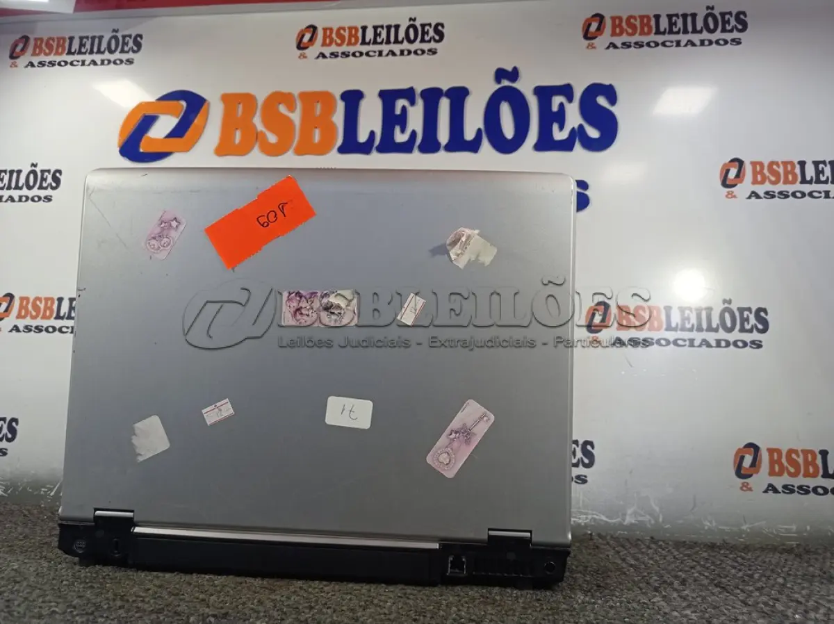 LOTE 002 - 01 NOTEBOOK MARCA AMAZON PC. (NO ESTADO) ATENÇÃO! FAZER A VISITAÇÃO ANTES DE ARREMATAR, NÃO SABEMOS SE FUNCIONA. LEILÃO NÃO TEM GARANTIA E NEM DEVOLUÇÃO, SUJEITO A POSSÍVEIS AVARIAS VISÍVEIS/OCULTAS E/OU AUSÊNCIA DE COMPONENTES.