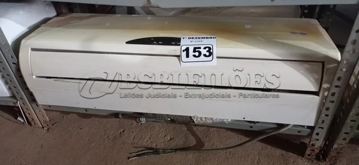 LOTE 153 - 01 EVAPORADORA MARCA KOMECO 24000BTU. (NO ESTADO) ATENÇÃO! FAZER A VISITAÇÃO ANTES DE ARREMATAR, NÃO SABEMOS SE FUNCIONA. LEILÃO NÃO TEM GARANTIA E NEM DEVOLUÇÃO, SUJEITO A POSSÍVEIS AVARIAS VISÍVEIS/OCULTAS E/OU AUSÊNCIA DE COMPONENTES.