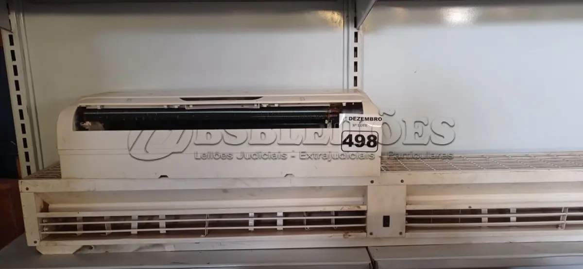 LOTE 498 - 01 EVAPORADORA CARRIER 12000BTU E 01 CORTINA DE AR. (NO ESTADO) ATENÇÃO! FAZER A VISITAÇÃO ANTES DE ARREMATAR, NÃO SABEMOS SE FUNCIONA. LEILÃO NÃO TEM GARANTIA E NEM DEVOLUÇÃO, SUJEITO A POSSÍVEIS AVARIAS VISÍVEIS/OCULTAS E/OU AUSÊNCIA DE COMPONENTES.