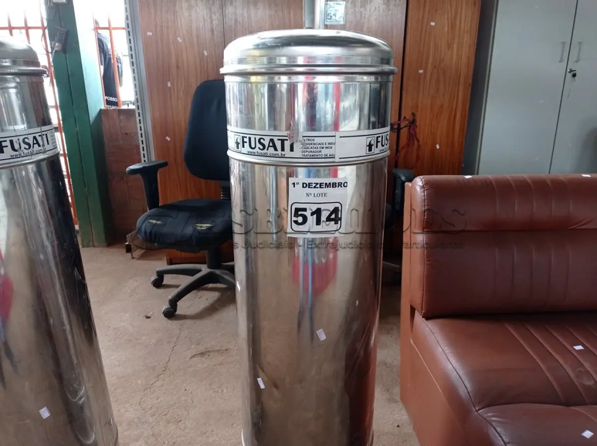 LOTE 514 - 01 FILTRO RESIDENCIAL EM INOX. (NO ESTADO) ATENÇÃO! FAZER A VISITAÇÃO ANTES DE ARREMATAR, NÃO SABEMOS SE FUNCIONA. LEILÃO NÃO TEM GARANTIA E NEM DEVOLUÇÃO, SUJEITO A POSSÍVEIS AVARIAS VISÍVEIS/OCULTAS E/OU AUSÊNCIA DE COMPONENTES.