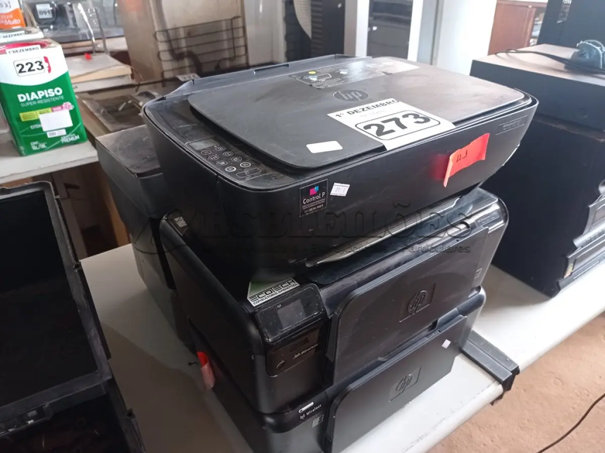 LOTE 273 - 05 IMPRESSORAS MARCAS E MODELOS DIVERSOS. (NO ESTADO) ATENÇÃO! FAZER A VISITAÇÃO ANTES DE ARREMATAR, NÃO SABEMOS SE FUNCIONA. LEILÃO NÃO TEM GARANTIA E NEM DEVOLUÇÃO, SUJEITO A POSSÍVEIS AVARIAS VISÍVEIS/OCULTAS E/OU AUSÊNCIA DE COMPONENTES.