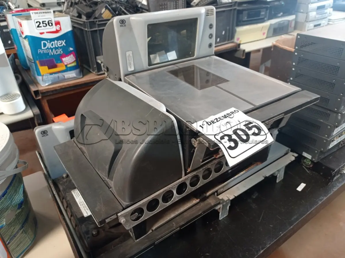 LOTE 305 - 04 LEITORES DE CÓDIGO DE BARRAS PARA CAIXA DE SUPERMERCADO. (NO ESTADO) ATENÇÃO! FAZER A VISITAÇÃO ANTES DE ARREMATAR, NÃO SABEMOS SE FUNCIONA. LEILÃO NÃO TEM GARANTIA E NEM DEVOLUÇÃO, SUJEITO A POSSÍVEIS AVARIAS VISÍVEIS/OCULTAS E/OU AUSÊNCIA DE COMPONENTES.
