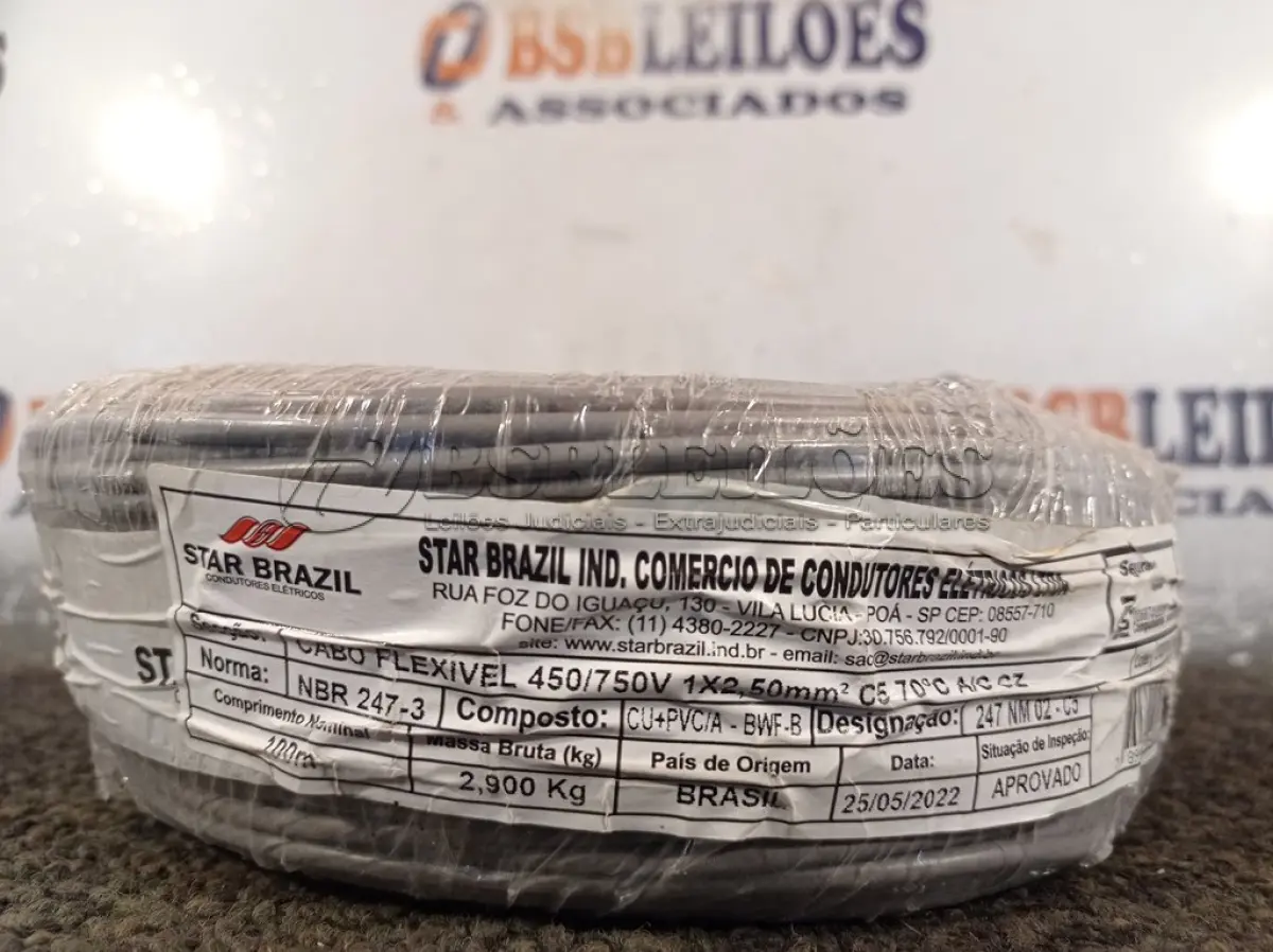 LOTE 230 - 01 ROLO DE CABO FLEXÍVEL 100M 1X2,5MM NA COR CINZA(NOVO). (NO ESTADO) ATENÇÃO! FAZER A VISITAÇÃO ANTES DE ARREMATAR, NÃO SABEMOS SE FUNCIONA. LEILÃO NÃO TEM GARANTIA E NEM DEVOLUÇÃO, SUJEITO A POSSÍVEIS AVARIAS VISÍVEIS/OCULTAS E/OU AUSÊNCIA DE COMPONENTES.
