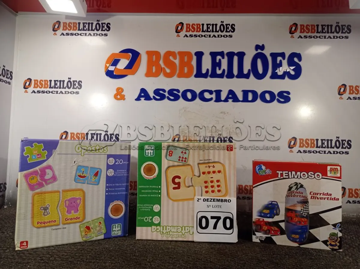 LOTE 070 - 01 LOTE COM VÁRIOS JOGOS DIDÁTICOS. (NO ESTADO) ATENÇÃO! FAZER A VISITAÇÃO ANTES DE ARREMATAR, NÃO SABEMOS SE FUNCIONA. LEILÃO NÃO TEM GARANTIA E NEM DEVOLUÇÃO, SUJEITO A POSSÍVEIS AVARIAS VISÍVEIS/OCULTAS E/OU AUSÊNCIA DE COMPONENTES.