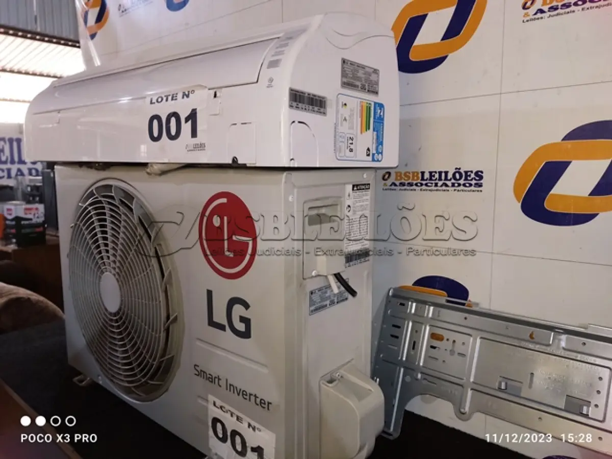 LOTE 001 - 01 – AR CONDICIONADO SPLIT LG 11500 BTUS INVERTER 220VOLTS (NO ESTADO, NÃO SABEMOS SE FUNCIONA. LEILÃO NÃO TEM GARANTIA E NEM DEVOLUÇÃO, SUJEITO A POSSÍVEIS AVARIAS VISÍVEIS/OCULTAS E/OU AUSÊNCIA DE COMPONENTES)