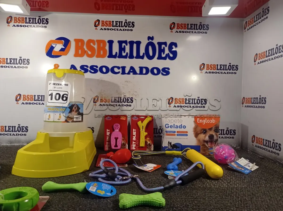 LOTE 106 - 01 LOTE COM VÁRIOS ACESSÓRIOS PARA PET’S. (NO ESTADO) ATENÇÃO! FAZER A VISITAÇÃO ANTES DE ARREMATAR, NÃO SABEMOS SE FUNCIONA. LEILÃO NÃO TEM GARANTIA E NEM DEVOLUÇÃO, SUJEITO A POSSÍVEIS AVARIAS VISÍVEIS/OCULTAS E/OU AUSÊNCIA DE COMPONENTES.
