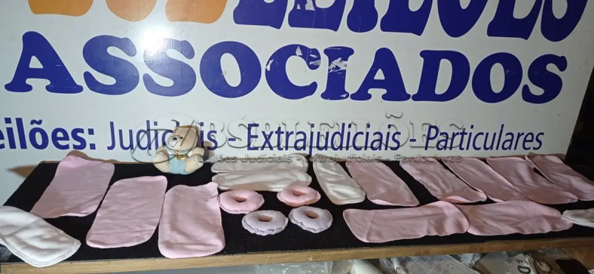 LOTE 073 - 27 – ITENS INFANTIL(APROXIMADAMENTE) (NO ESTADO, NÃO SABEMOS SE FUNCIONA. LEILÃO NÃO TEM GARANTIA E NEM DEVOLUÇÃO, SUJEITO A POSSÍVEIS AVARIAS VISÍVEIS/OCULTAS E/OU AUSÊNCIA DE COMPONENTES)