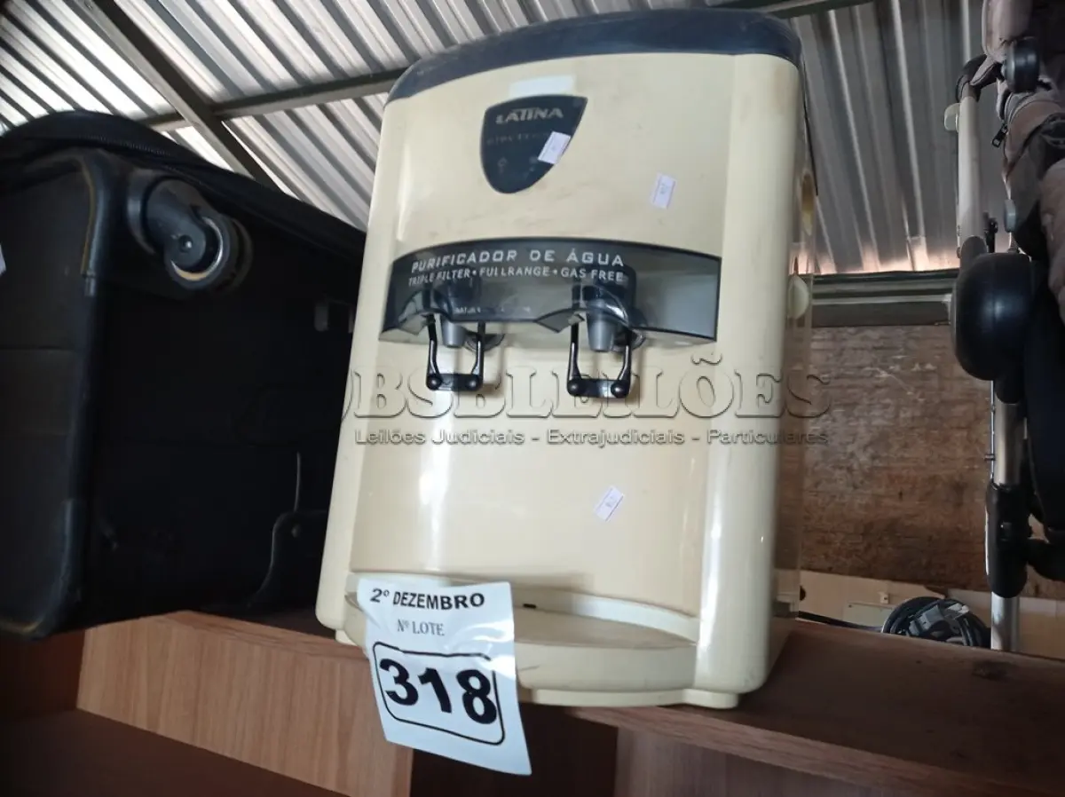 LOTE 318