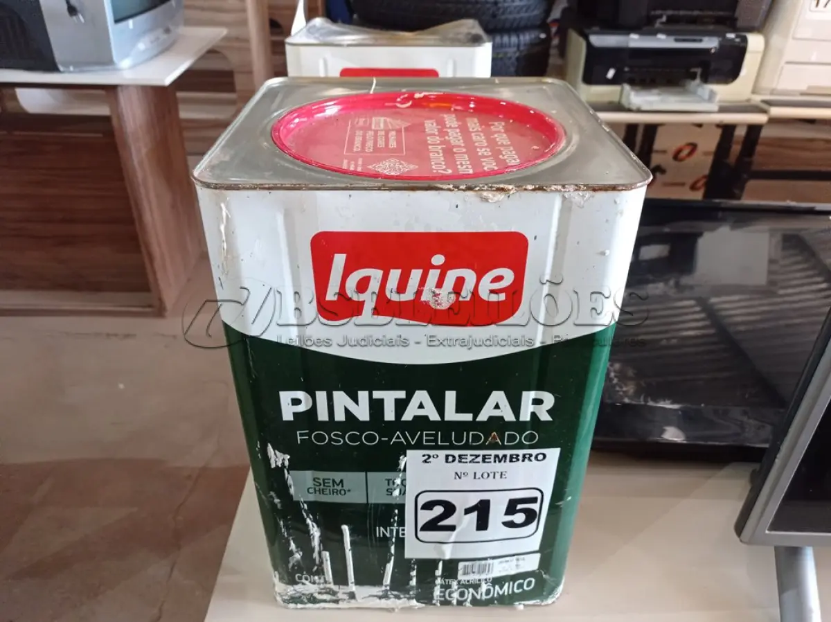 LOTE 215