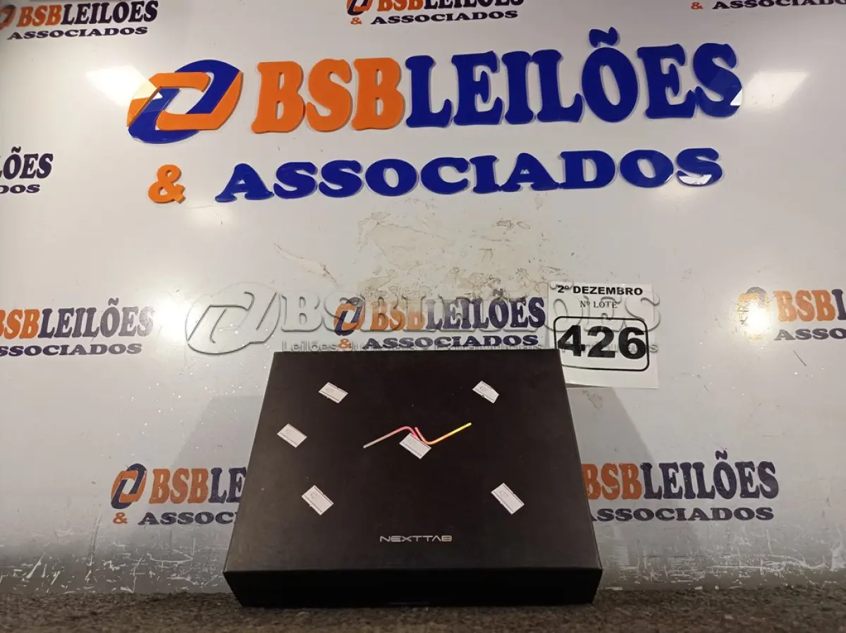 LOTE 426 - 01 TABLET NEXTTAB. (NO ESTADO) ATENÇÃO! FAZER A VISITAÇÃO ANTES DE ARREMATAR, NÃO SABEMOS SE FUNCIONA. LEILÃO NÃO TEM GARANTIA E NEM DEVOLUÇÃO, SUJEITO A POSSÍVEIS AVARIAS VISÍVEIS/OCULTAS E/OU AUSÊNCIA DE COMPONENTES.