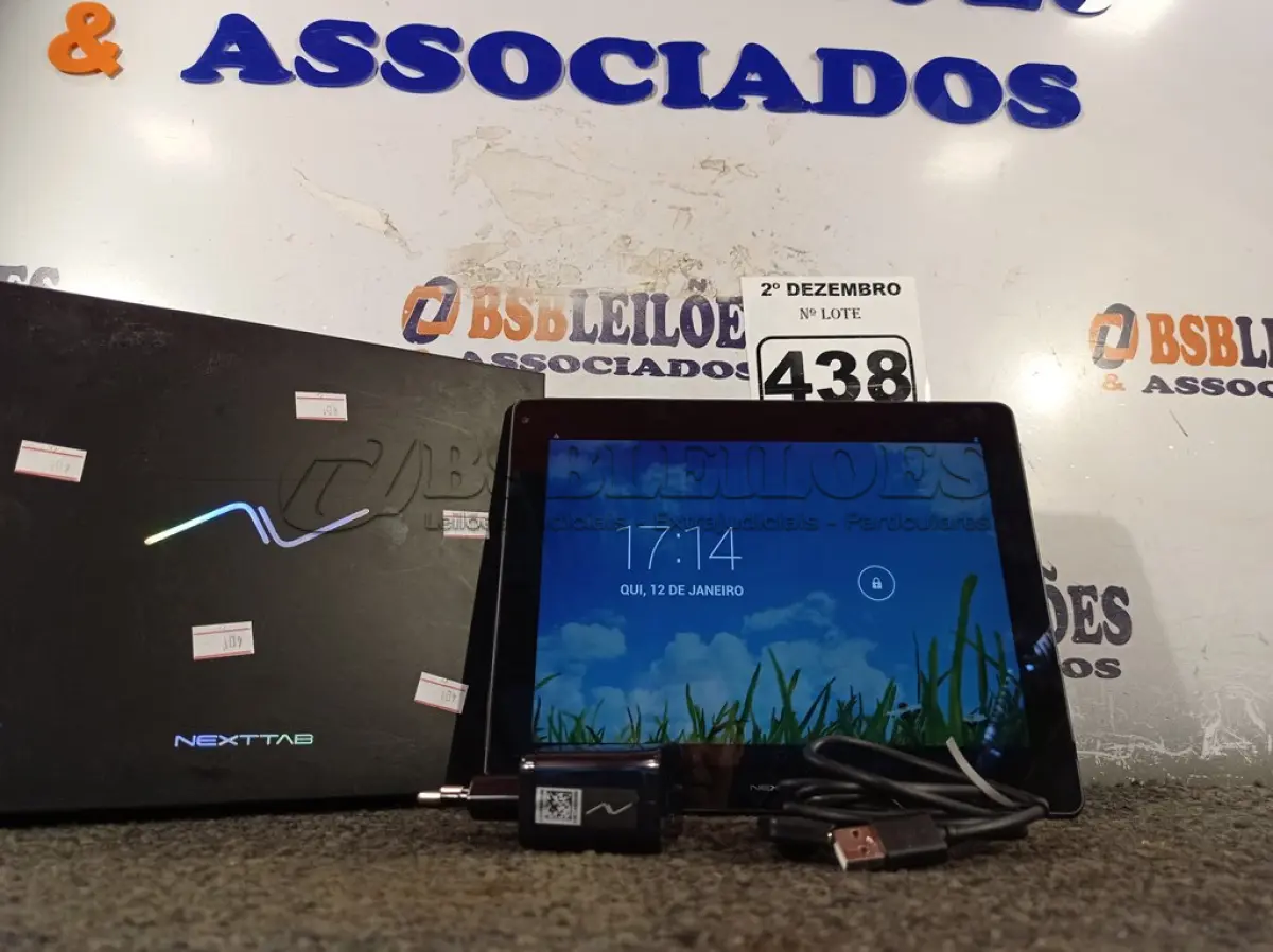 LOTE 438 - 01 TABLET NEXTTAB. (NO ESTADO) ATENÇÃO! FAZER A VISITAÇÃO ANTES DE ARREMATAR, NÃO SABEMOS SE FUNCIONA. LEILÃO NÃO TEM GARANTIA E NEM DEVOLUÇÃO, SUJEITO A POSSÍVEIS AVARIAS VISÍVEIS/OCULTAS E/OU AUSÊNCIA DE COMPONENTES.