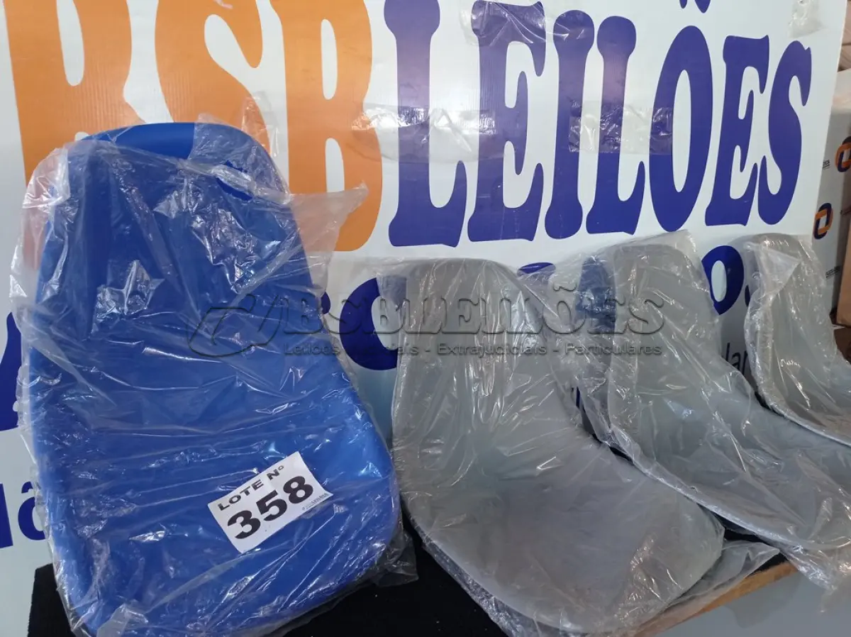 LOTE 358