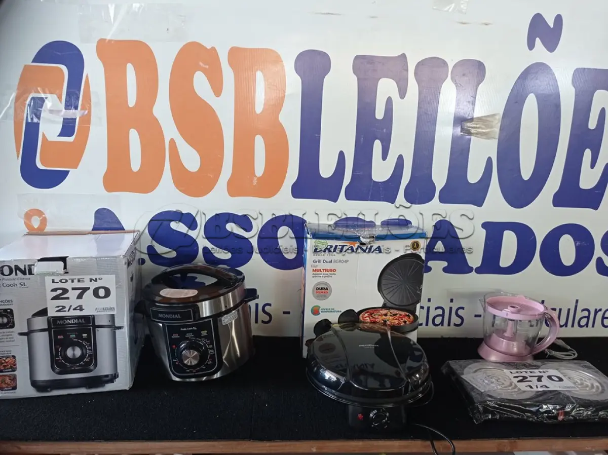 LOTE 270 - 01 – GRILL BRITÂNIA – ESPREMEDOR DE FRUTAS BRITANIA – 01 PANELA DE PRESSÃO ELÉTRICA MONDIAL – 01 FOGAREIRO 2 BOCAS (NO ESTADO, NÃO SABEMOS SE FUNCIONA. LEILÃO NÃO TEM GARANTIA E NEM DEVOLUÇÃO, SUJEITO A POSSÍVEIS AVARIAS VISÍVEIS/OCULTAS E/OU AUSÊNCIA DE COMPONENTES)