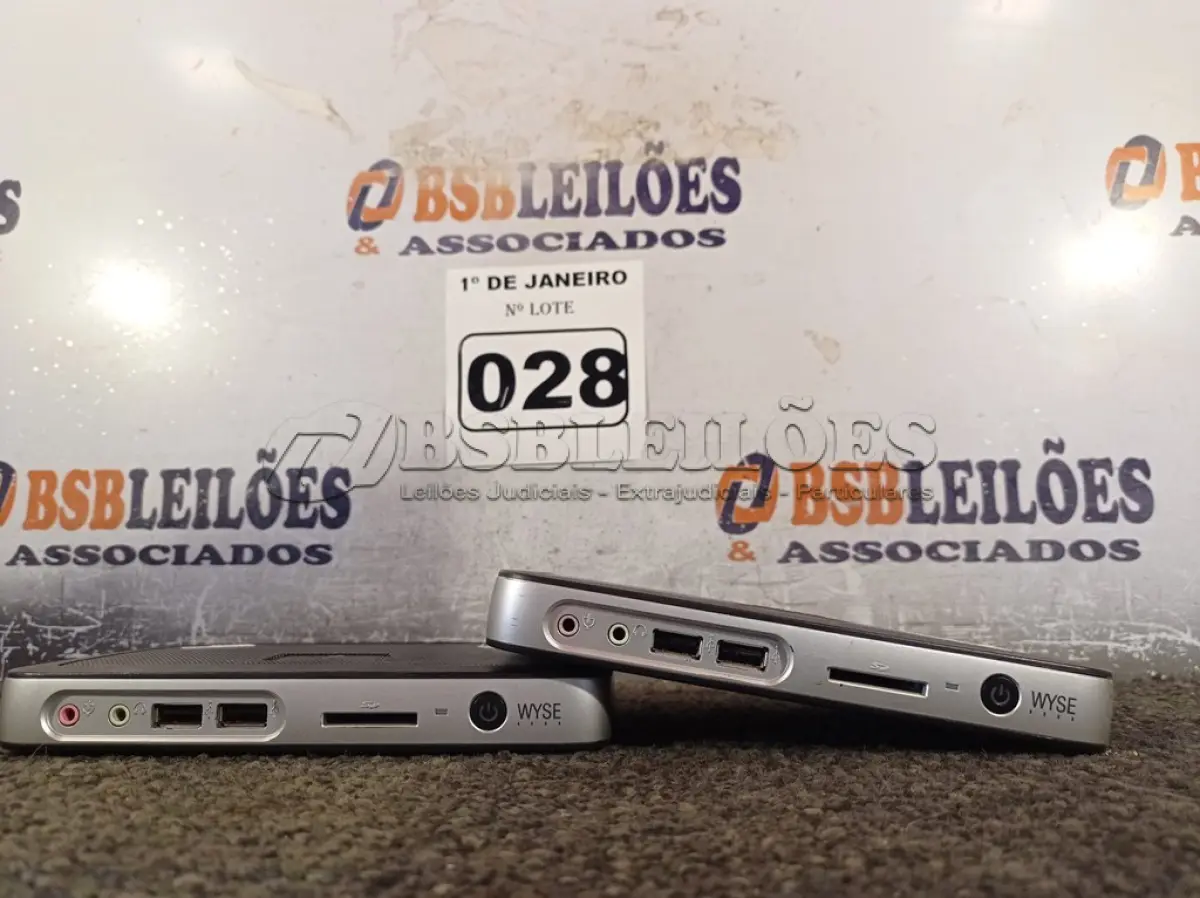 LOTE 028 - 02 TERMINAIS WYSE. (NO ESTADO) ATENÇÃO! FAZER A VISITAÇÃO ANTES DE ARREMATAR, NÃO SABEMOS SE FUNCIONA. LEILÃO NÃO TEM GARANTIA E NEM DEVOLUÇÃO, SUJEITO A POSSÍVEIS AVARIAS VISÍVEIS/OCULTAS E/OU AUSÊNCIA DE COMPONENTES.