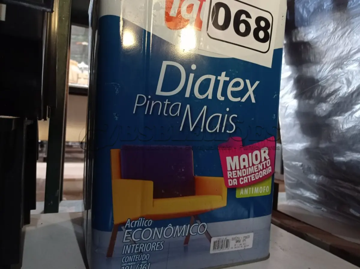 LOTE 068 - 01 LATA DE TINTA IQUINE DIATEX PINTA MAIS 18L BASE “P”. (NO ESTADO) ATENÇÃO! FAZER A VISITAÇÃO ANTES DE ARREMATAR, NÃO SABEMOS SE FUNCIONA. LEILÃO NÃO TEM GARANTIA E NEM DEVOLUÇÃO, SUJEITO A POSSÍVEIS AVARIAS VISÍVEIS/OCULTAS E/OU AUSÊNCIA DE COMPONENTES.