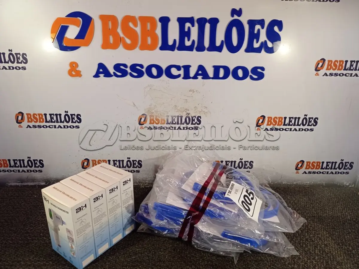 LOTE 005 - 10 MÁSCARAS DE PROTEÇÃO E 04 TERMÔMETROS INFRAVERMELHO. (NO ESTADO) ATENÇÃO! FAZER A VISITAÇÃO ANTES DE ARREMATAR, NÃO SABEMOS SE FUNCIONA. LEILÃO NÃO TEM GARANTIA E NEM DEVOLUÇÃO, SUJEITO A POSSÍVEIS AVARIAS VISÍVEIS/OCULTAS E/OU AUSÊNCIA DE COMPONENTES.