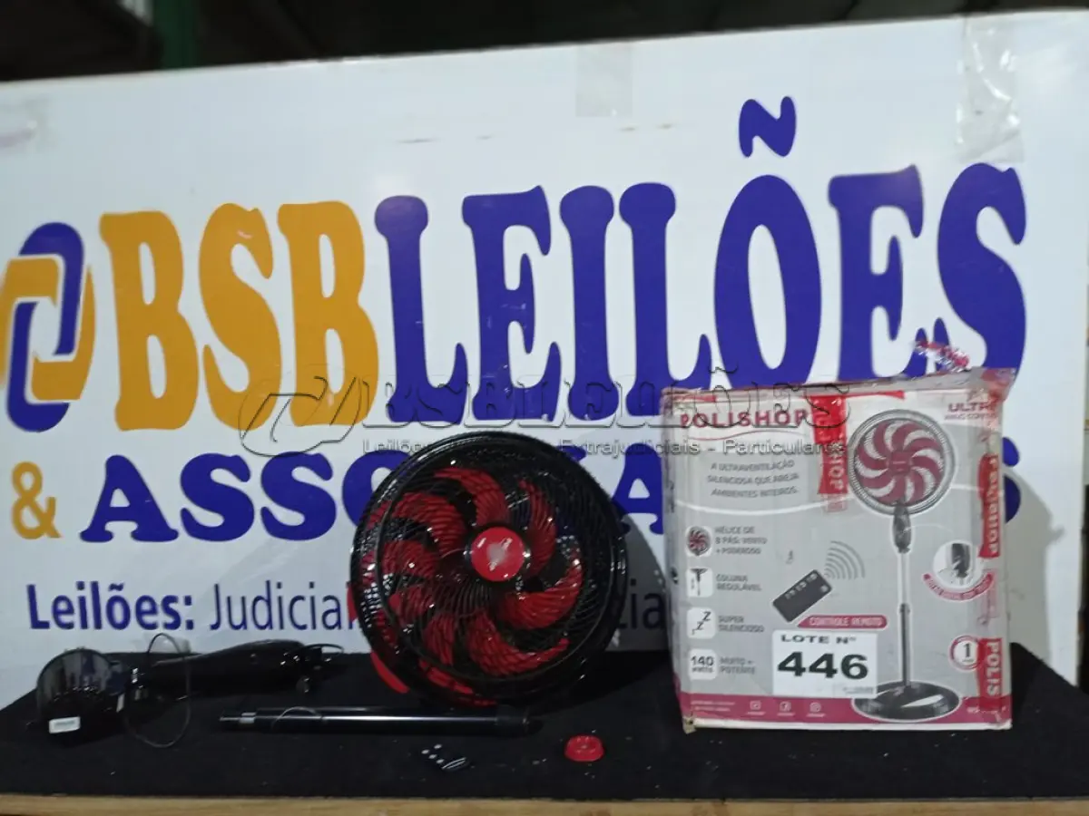 LOTE 446 - 01 VENTILADOR POSISHOP 140 WATTS COM CONTROLE REMOTO. (NO ESTADO) ATENÇÃO! FAZER A VISITAÇÃO ANTES DE ARREMATAR, NÃO SABEMOS SE FUNCIONA. LEILÃO NÃO TEM GARANTIA E NEM DEVOLUÇÃO, SUJEITO A POSSÍVEIS AVARIAS VISÍVEIS/OCULTAS E/OU AUSÊNCIA DE COMPONENTES.