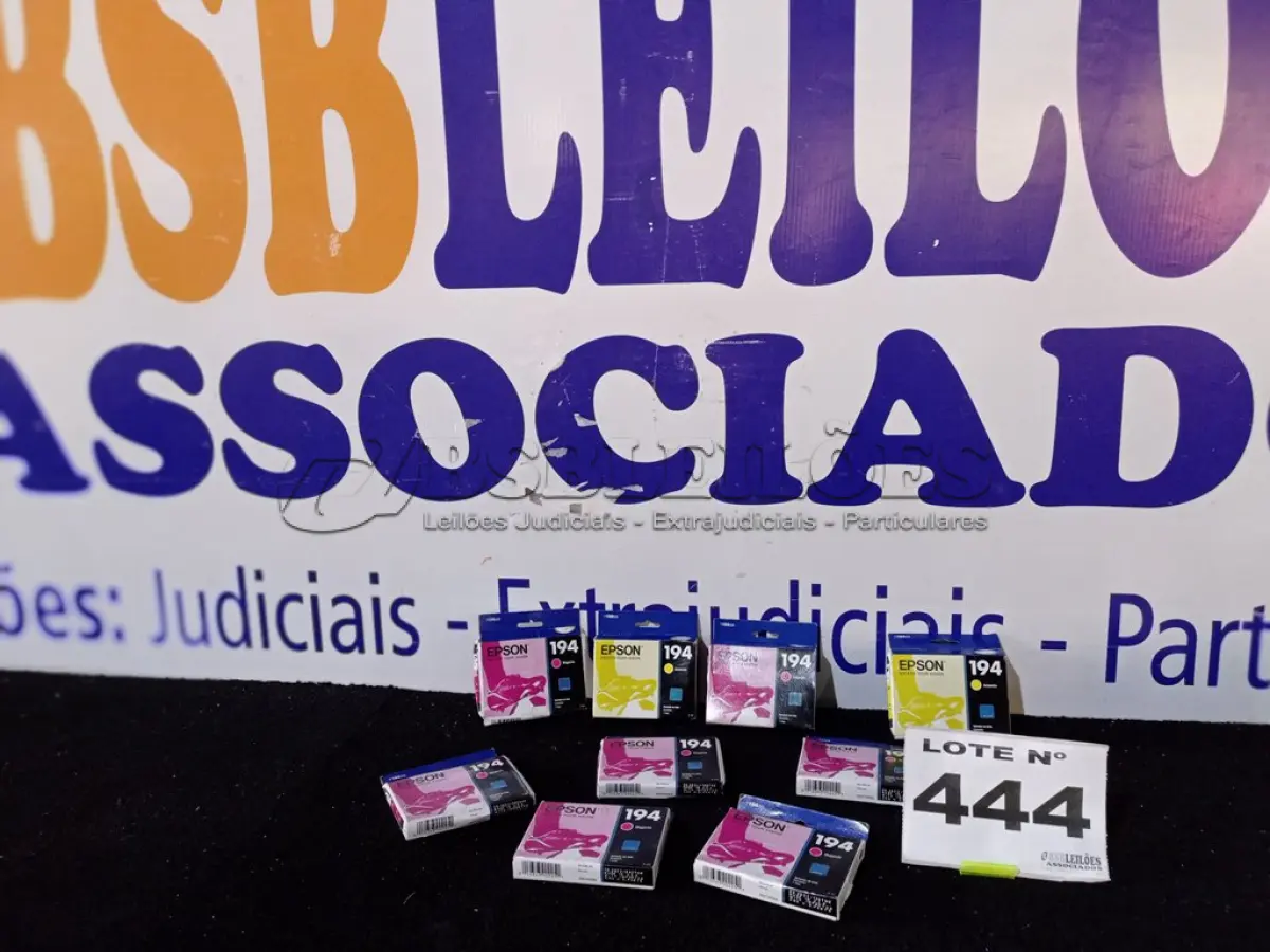 LOTE 444 - 09 – CARTUCHO DE TINTA EPSON (NO ESTADO, NÃO SABEMOS SE FUNCIONA. LEILÃO NÃO TEM GARANTIA E NEM DEVOLUÇÃO, SUJEITO A POSSÍVEIS AVARIAS VISÍVEIS/OCULTAS E/OU AUSÊNCIA DE COMPONENTES)