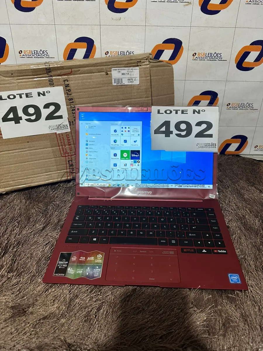 LOTE 492 - 01 - NOTEBOOK POSITIVO MOTION PLUS Q464B TELA 14 4GB (NO ESTADO, NÃO SABEMOS SE FUNCIONA. LEILÃO NÃO TEM GARANTIA E NEM DEVOLUÇÃO, SUJEITO A POSSÍVEIS AVARIAS VISÍVEIS/OCULTAS E/OU AUSÊNCIA DE COMPONENTES)