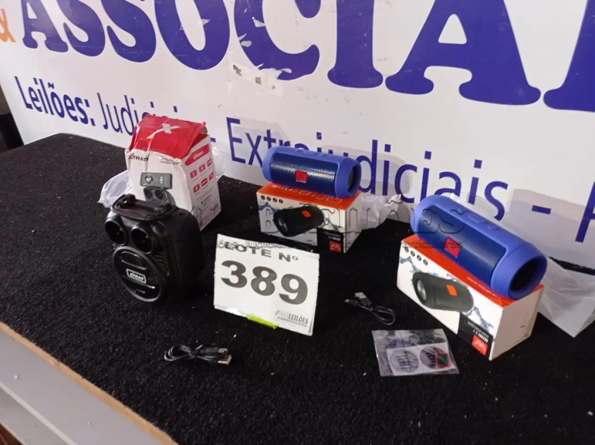 LOTE 389