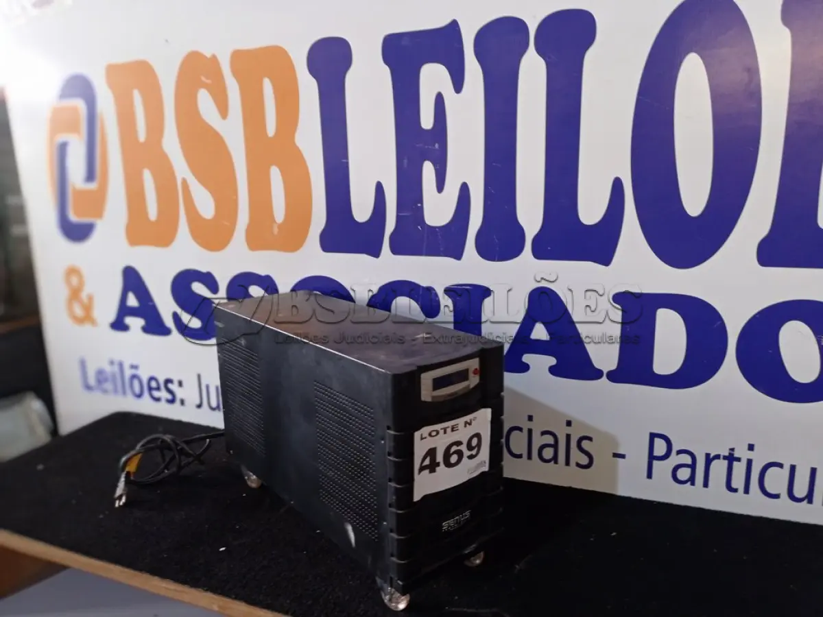 LOTE 469 - 01 - NOBREAK PRIME SENOIDAL 3000VA NHS (NO ESTADO, NÃO SABEMOS SE FUNCIONA. LEILÃO NÃO TEM GARANTIA E NEM DEVOLUÇÃO, SUJEITO A POSSÍVEIS AVARIAS VISÍVEIS/OCULTAS E/OU AUSÊNCIA DE COMPONENTES)