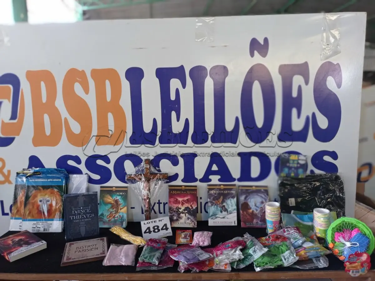 LOTE 484 - 36 – ITENS DIVERSOS (APROXIMADAMENTE) (NO ESTADO, NÃO SABEMOS SE FUNCIONA. LEILÃO NÃO TEM GARANTIA E NEM DEVOLUÇÃO, SUJEITO A POSSÍVEIS AVARIAS VISÍVEIS/OCULTAS E/OU AUSÊNCIA DE COMPONENTES)