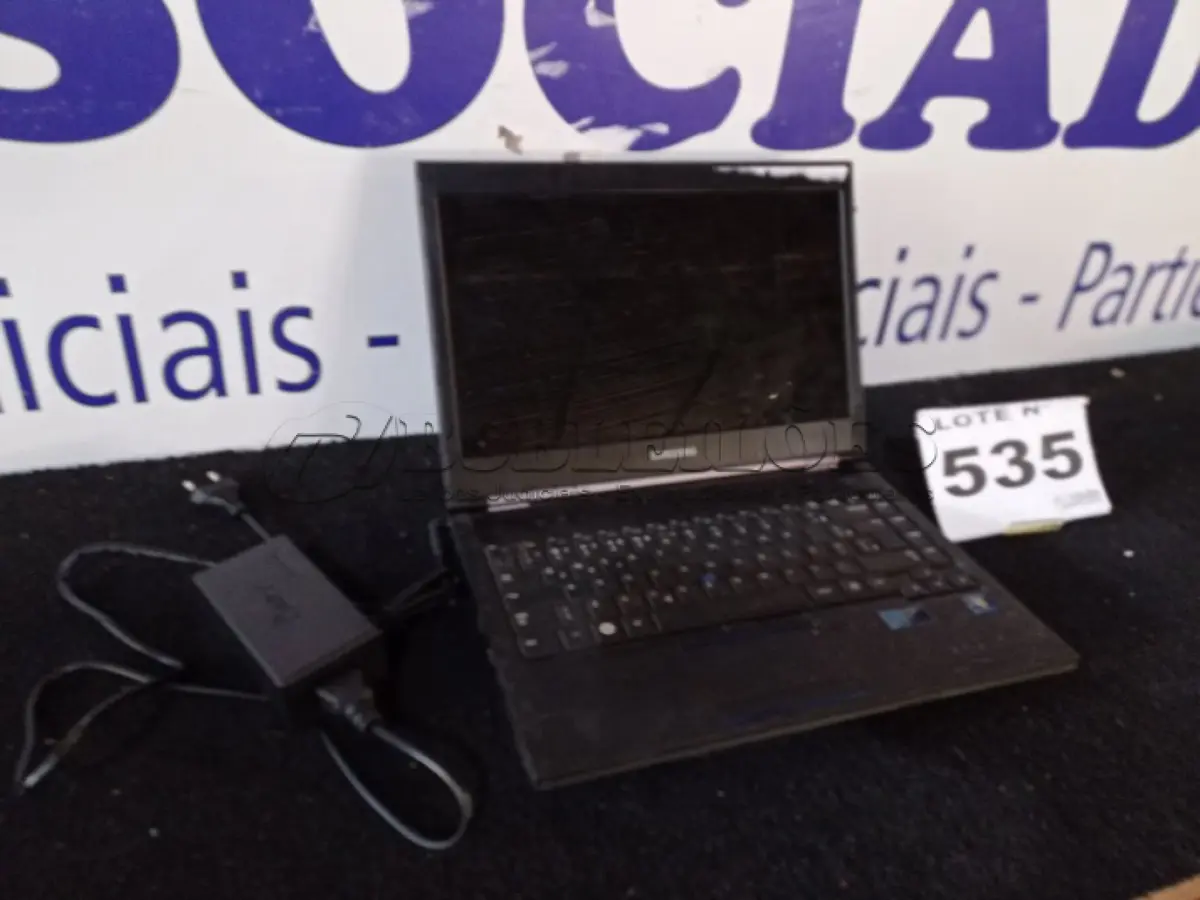 LOTE 535 - 01 – NOTEBOOK SAMSUNG I5 (NO ESTADO, NÃO SABEMOS SE FUNCIONA. LEILÃO NÃO TEM GARANTIA E NEM DEVOLUÇÃO, SUJEITO A POSSÍVEIS AVARIAS VISÍVEIS/OCULTAS E/OU AUSÊNCIA DE COMPONENTES)