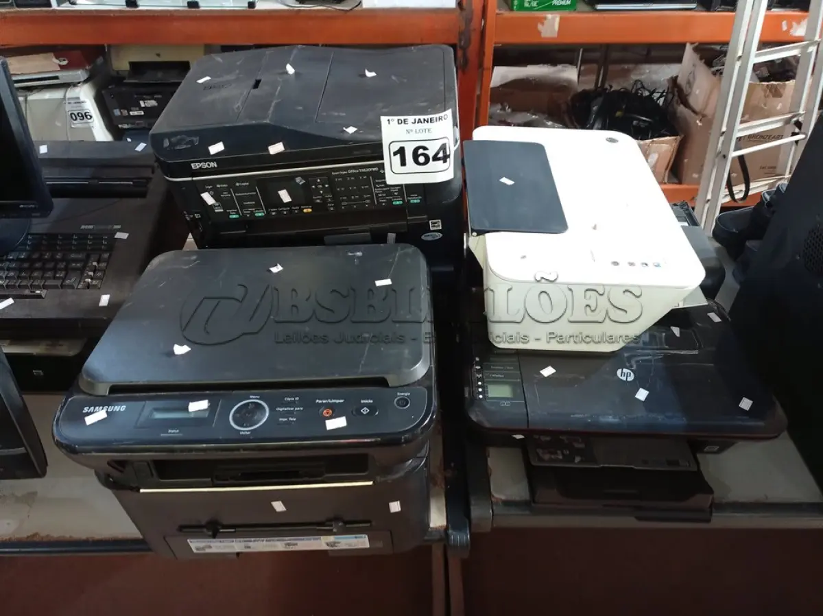 LOTE 164 - 06 IMPRESSORAS MARCAS E MODELOS DIVERSOS. (NO ESTADO) ATENÇÃO! FAZER A VISITAÇÃO ANTES DE ARREMATAR, NÃO SABEMOS SE FUNCIONA. LEILÃO NÃO TEM GARANTIA E NEM DEVOLUÇÃO, SUJEITO A POSSÍVEIS AVARIAS VISÍVEIS/OCULTAS E/OU AUSÊNCIA DE COMPONENTES.